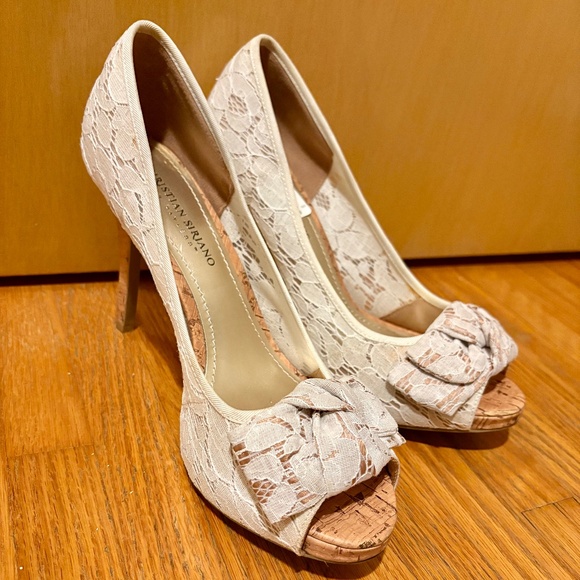 Christian Siriano - Lace Like with Bow - Picture 1 of 1